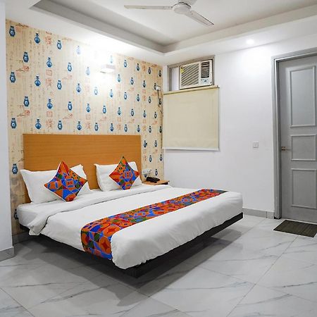 Fabhotel Prime Culture Noida Exterior photo