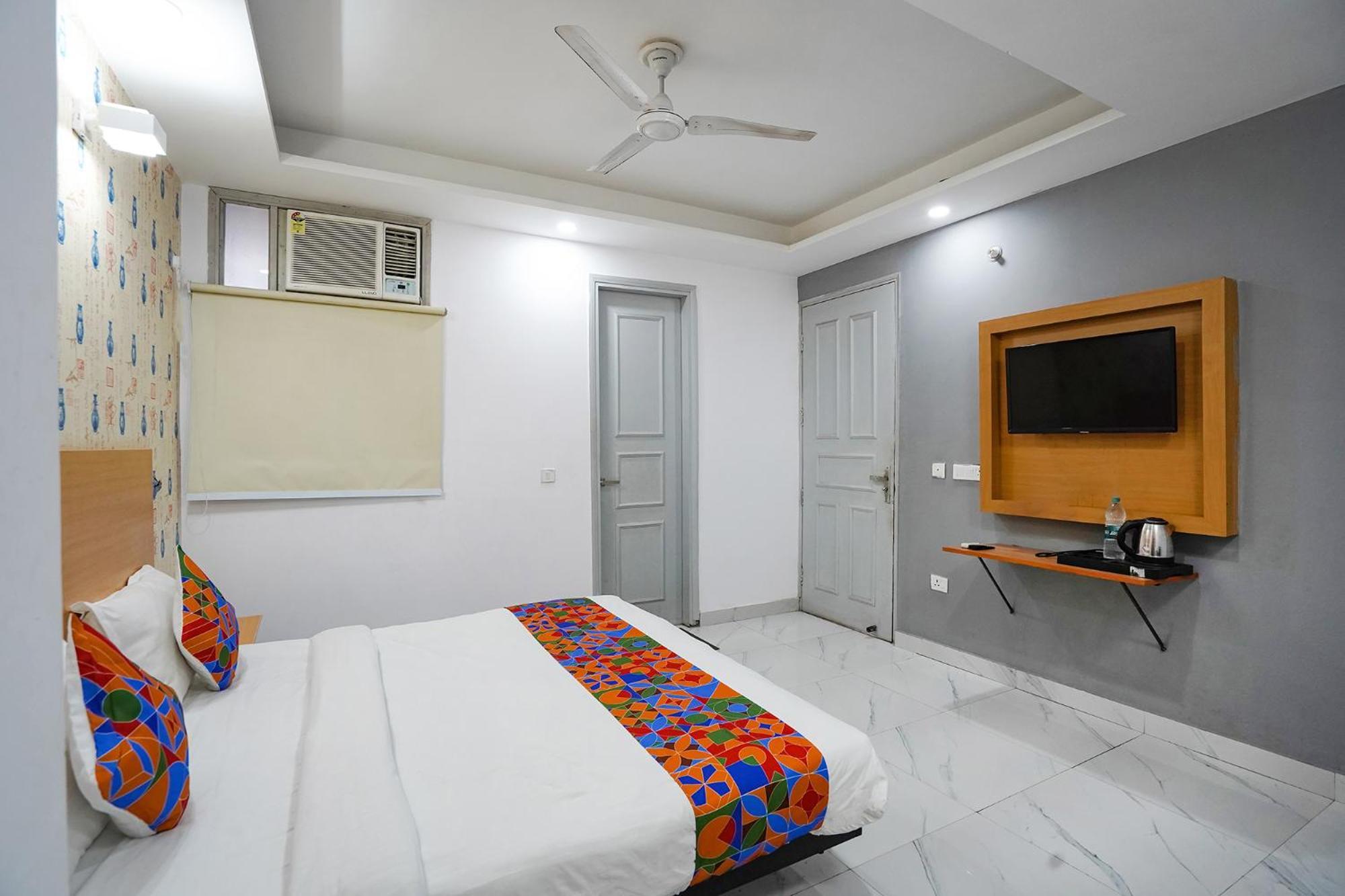 Fabhotel Prime Culture Noida Exterior photo