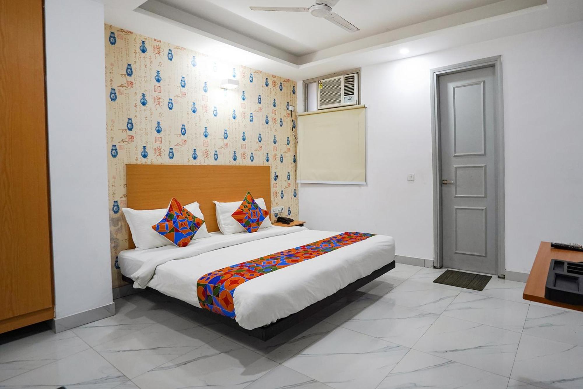 Fabhotel Prime Culture Noida Exterior photo