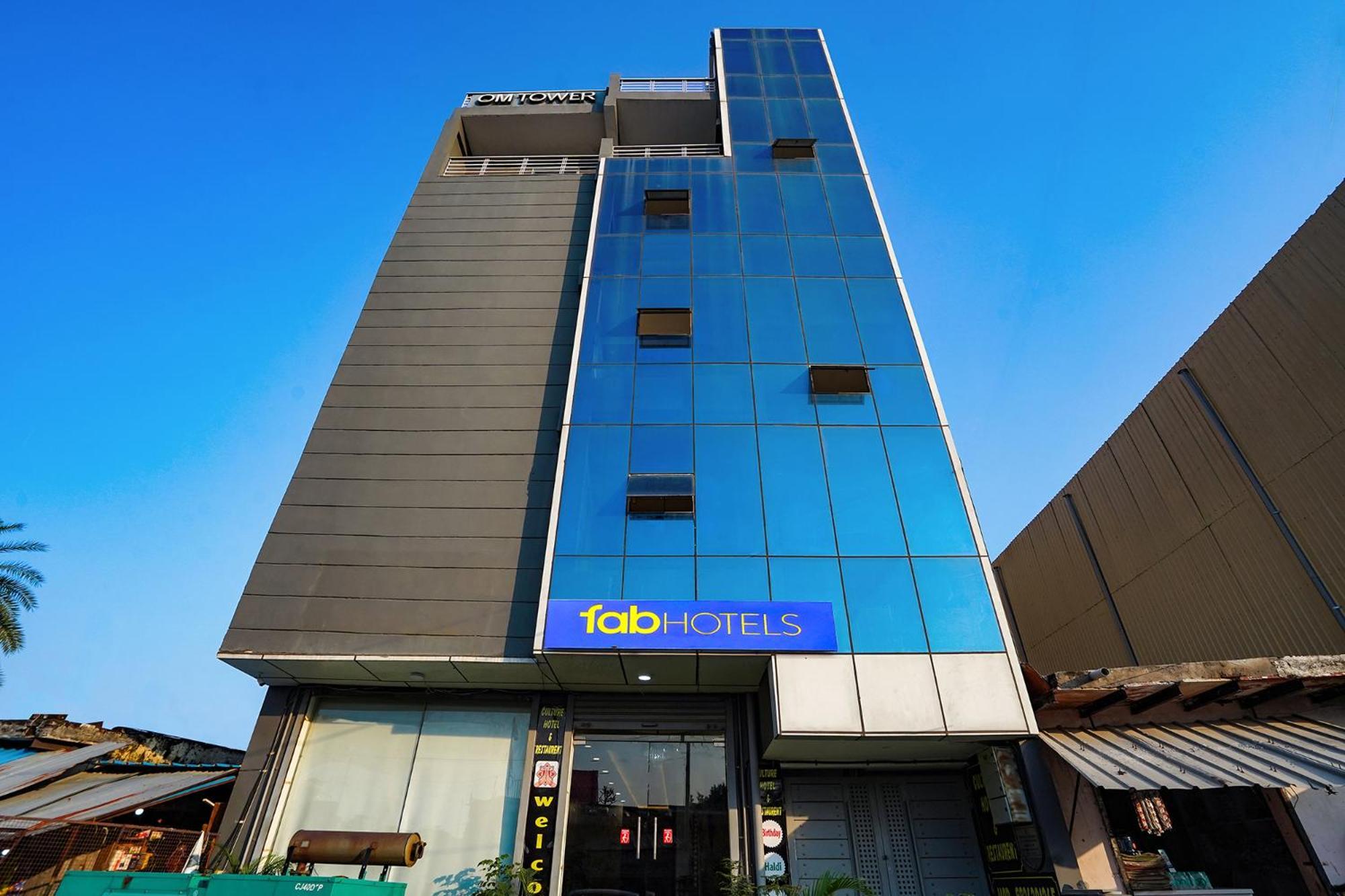 Fabhotel Prime Culture Noida Exterior photo