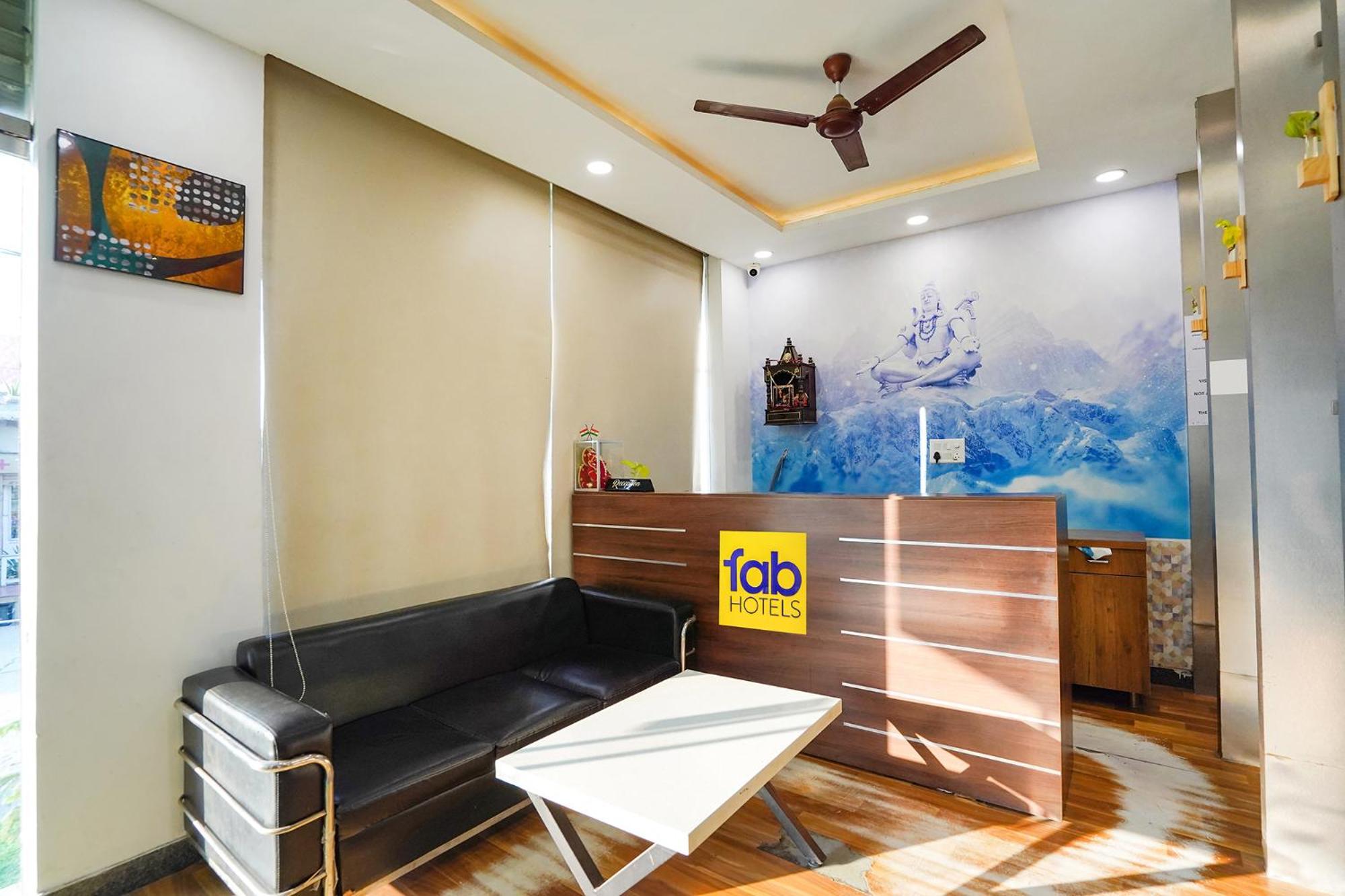 Fabhotel Prime Culture Noida Exterior photo